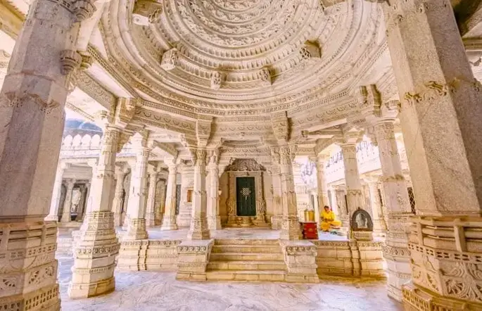 दिलवाड़ा जैन मंदिर - Dilwara Jain Temple, Mount Abu