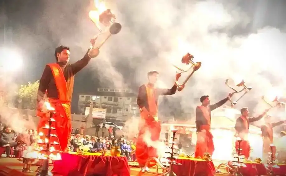 Assi Ghat Varanasi Morning and Evening Aarti Time